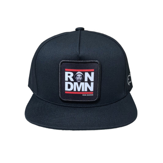 RON DMN Esgo Snapback Negra
